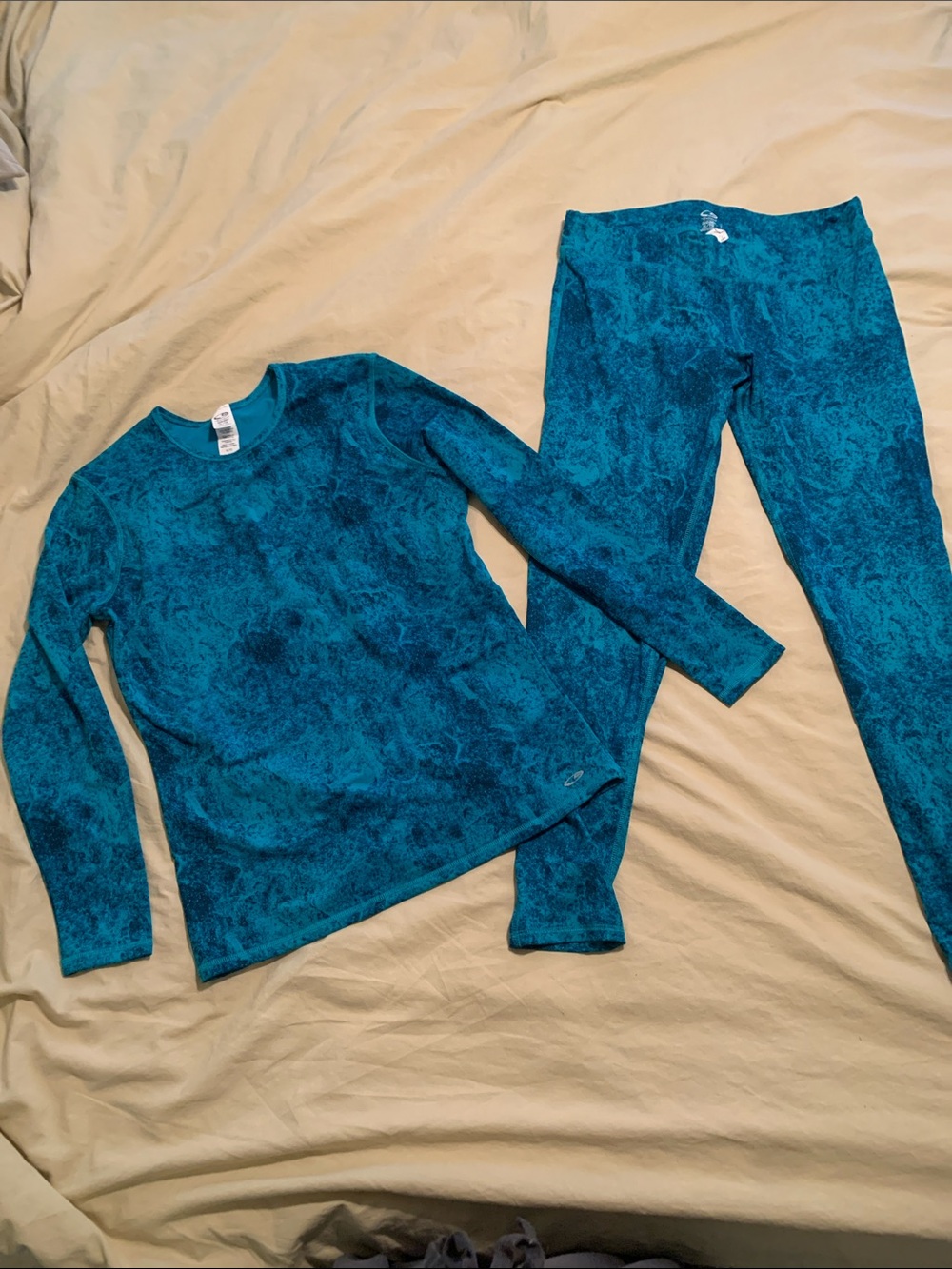 XL Women’s Champion Duo Dry Teal Marble-Print Long Sleeve Legging Activewear Set
